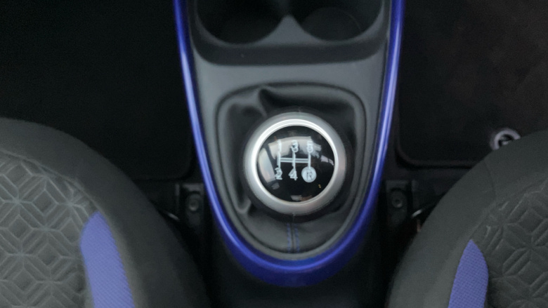 Toyota Aygo X 1.0 VVT-i Edge 5dr Petrol Hatchback